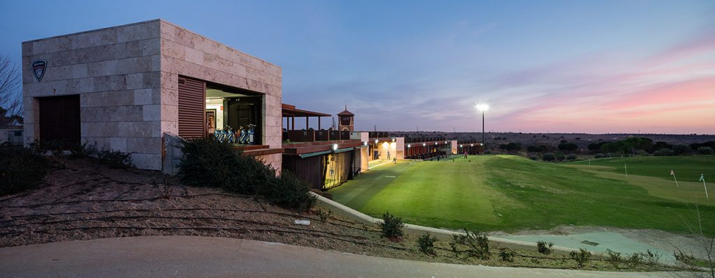 Exterior fitting center Golf Santander Madrid